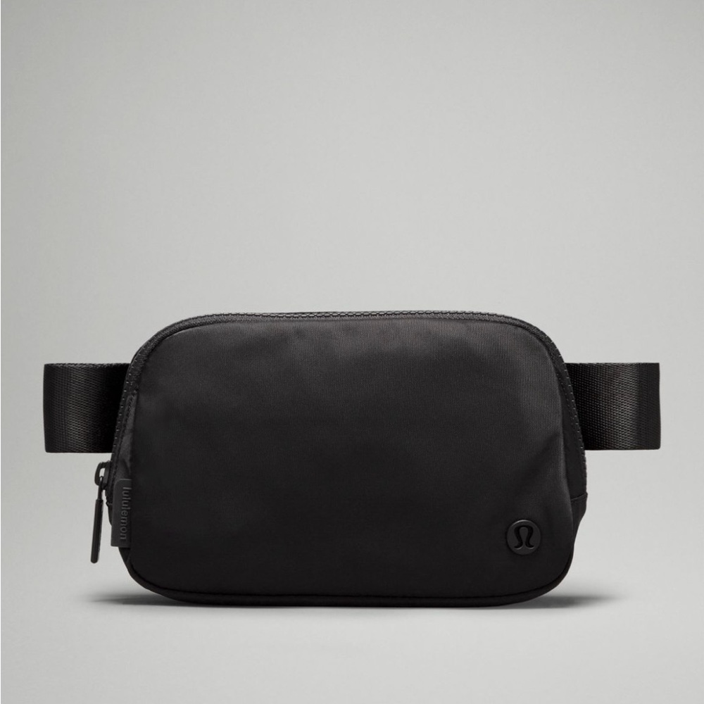 Everywhere black lululemon belt bag with black logo